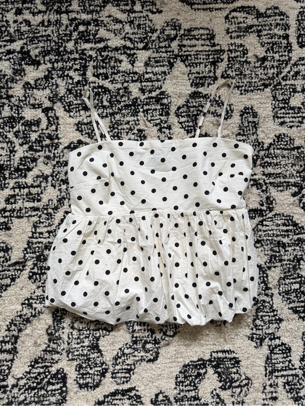 GAP Poplin Bubble Top in Black & White Polka Dots